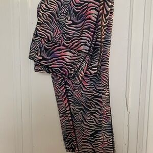 XL Pro Player Pink and Black Zebra Print Leggings​